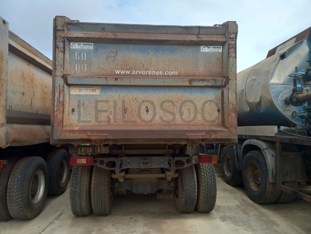 Camião Basc. Tras. (6X4) da marca VOLVO, modelo FM400-6x4-3,80