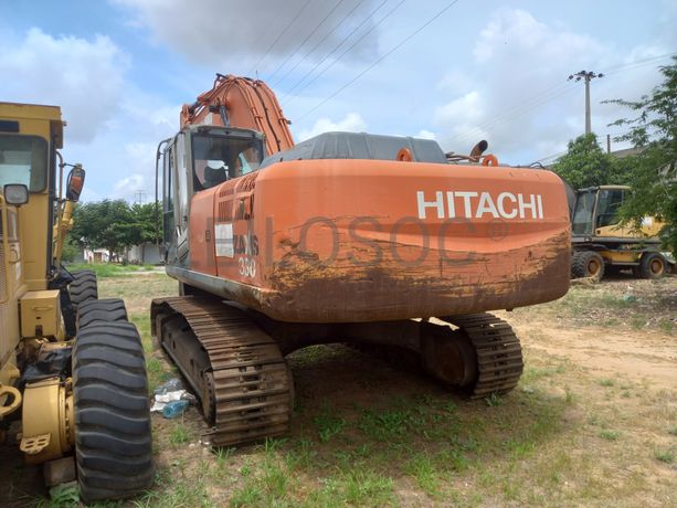 Escavadora de Rastos  da marca HITACHI, modelo ZX200-3