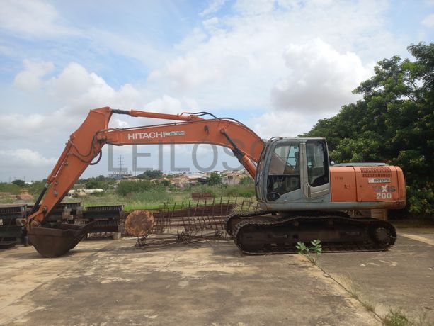 Escavadora de Rastos  da marca HITACHI, modelo ZX200-3