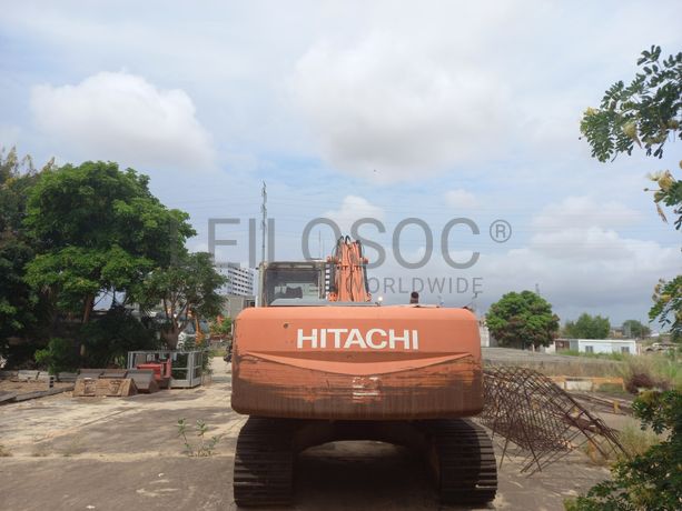 Escavadora de Rastos  da marca HITACHI, modelo ZX200-3
