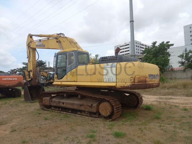 Escavadora de Rastos  da marca KOMATSU, modelo PC 450