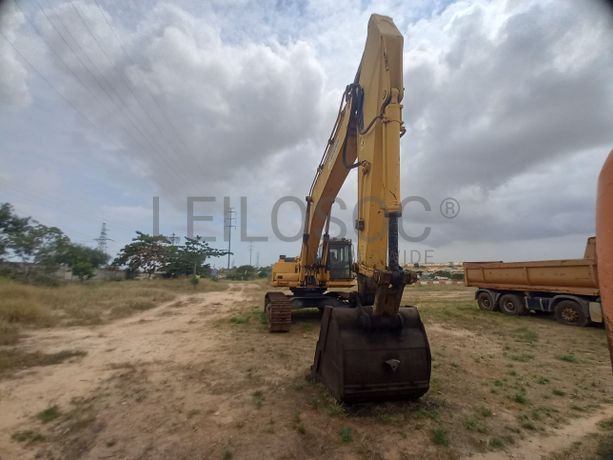 Escavadora de Rastos  da marca KOMATSU, modelo PC 450