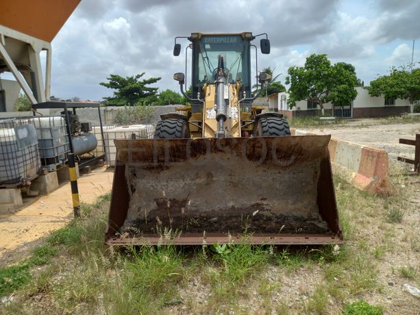 Pá Carregadora de Pneus da marca CATERPILLAR, modelo 930H