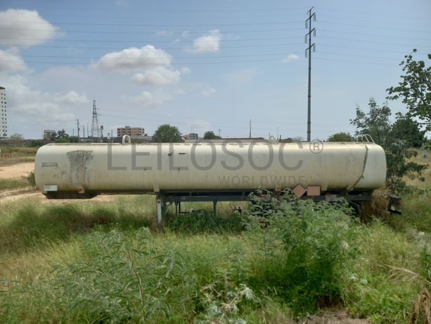 Semirreboque Cisterna de Combustível  da marca RANDON, modelo SR TQ TL 02 35