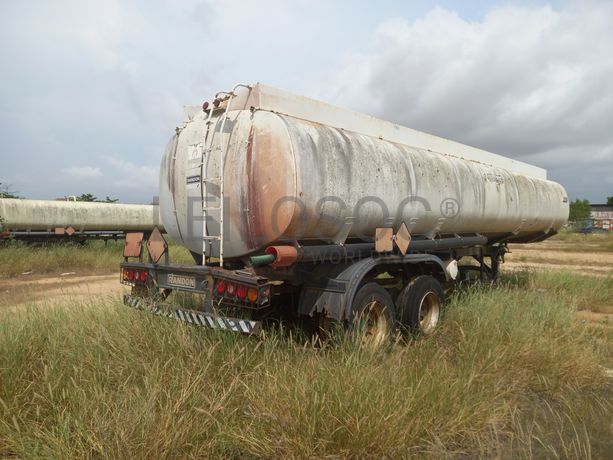 Semirreboque Cisterna de Combustível  da marca RANDON, modelo SR TQ TL 02 35