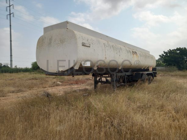 Semirreboque Cisterna de Combustível  da marca RANDON, modelo SRTQLT0235