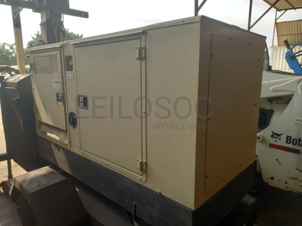 Grupo Eletrogéneo da marca PERKINS, modelo INSONORIZADO 22 KVA