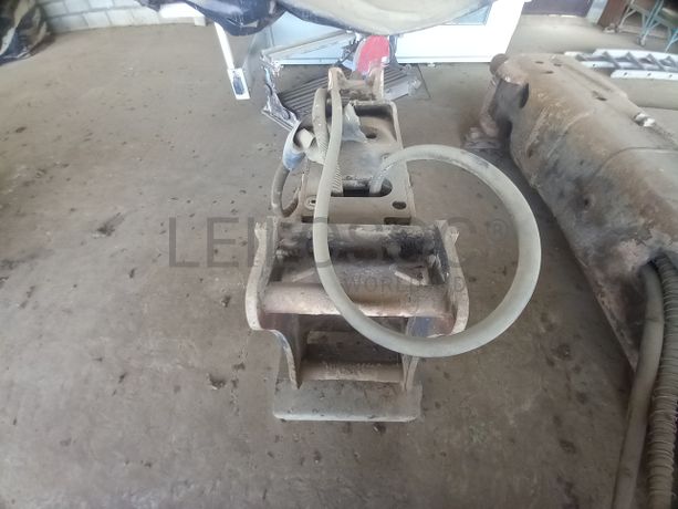 Martelo Hidráulico  da marca M. FURUKAWA, modelo F12