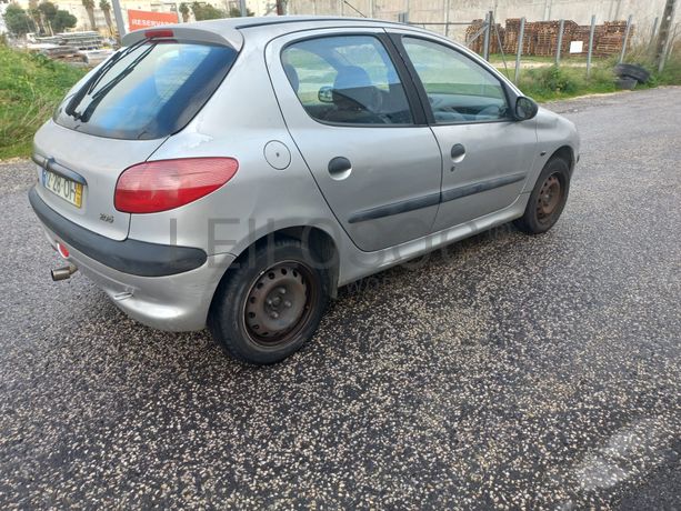 Peugeot 206 · Ano 1999 