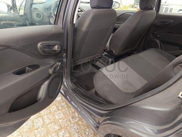 Fiat Punto · Ano 2016