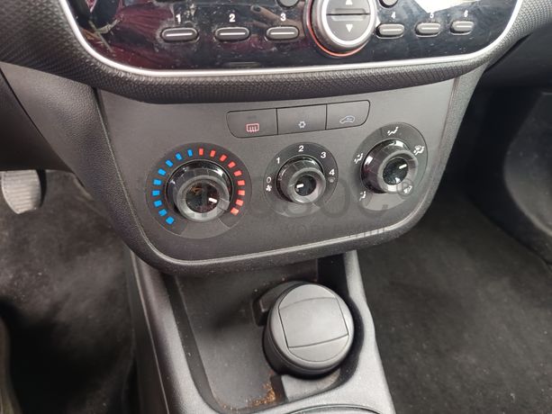 Fiat Punto · Ano 2016