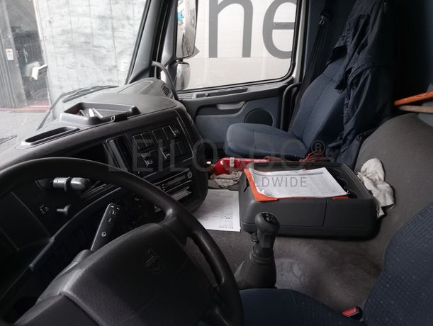 Volvo FM9 260 · Ano 2006