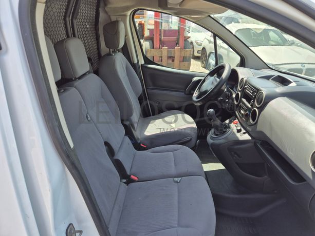 Peugeot Partner · Ano 2014