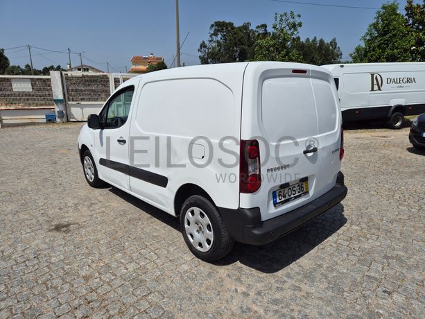 Peugeot Partner · Ano 2014