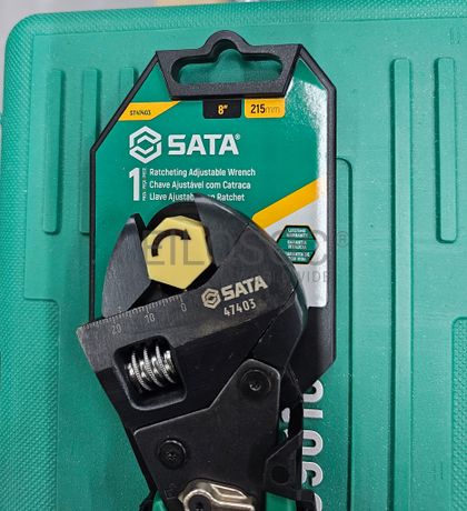 CHAVE INGLESA COM ROQUETE DE 8"