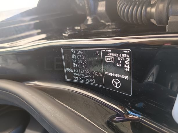 Mercedes-Benz A180 CDI · Ano 2013