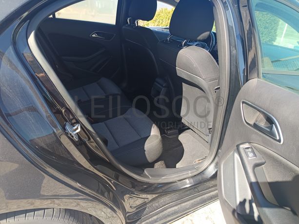 Mercedes-Benz A180 CDI · Ano 2013