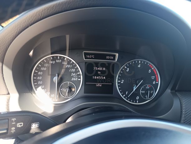 Mercedes-Benz A180 CDI · Ano 2013