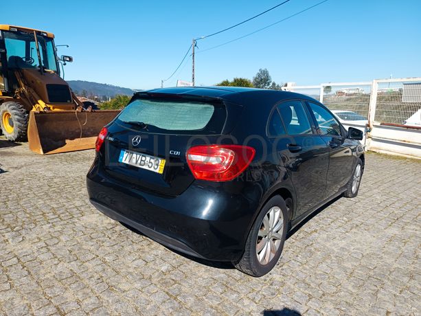Mercedes-Benz A180 CDI · Ano 2013