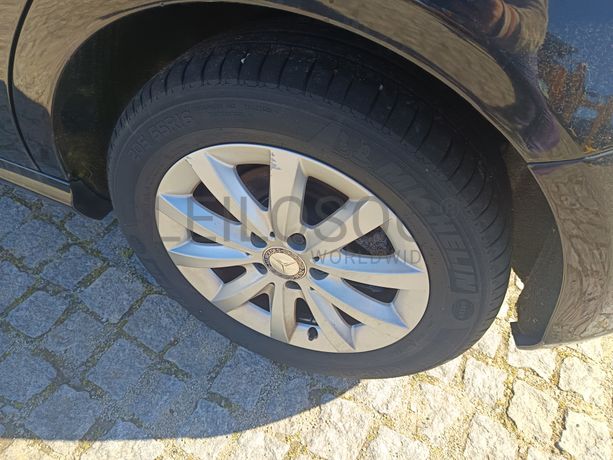 Mercedes-Benz A180 CDI · Ano 2013