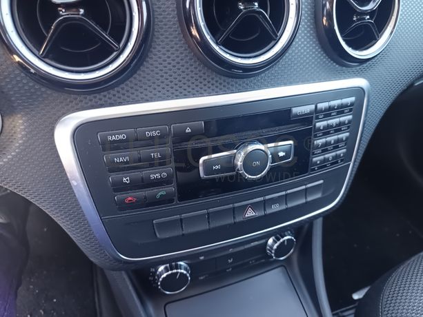 Mercedes-Benz A180 CDI · Ano 2013