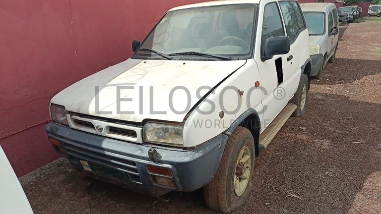 Nissan Terrano SGX