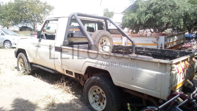 Toyota/Land Cruiser