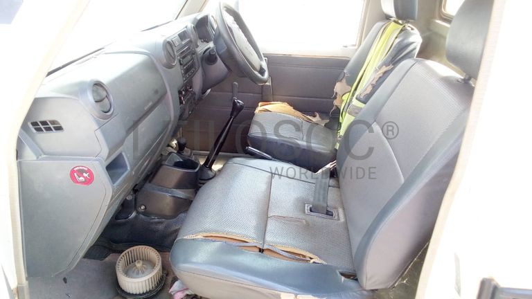 Toyota/Land Cruiser - 2013