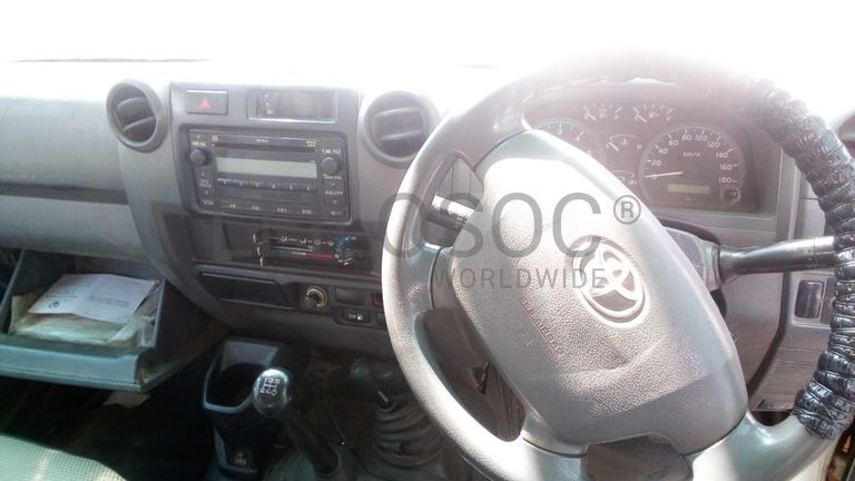 Toyota/Land Cruiser - 2015