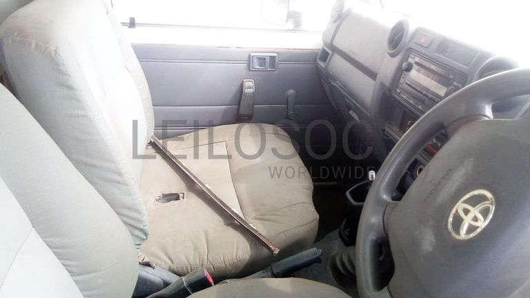 Toyota/Land Cruiser - 2012