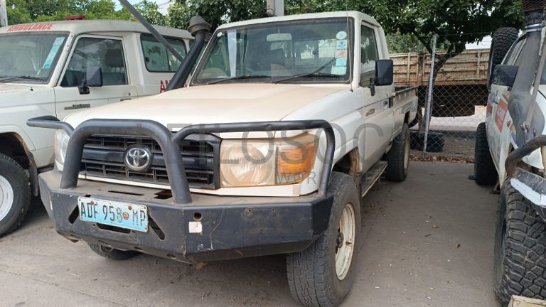 Toyota/LandCruiser