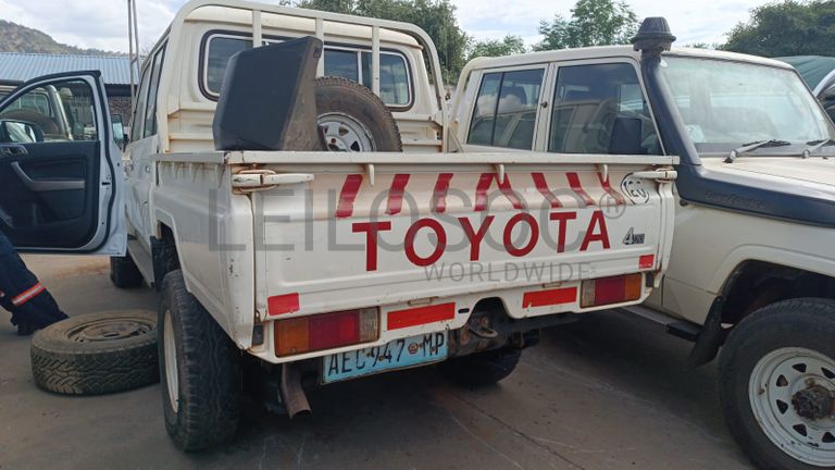 Toyota/LandCruiser - 2014