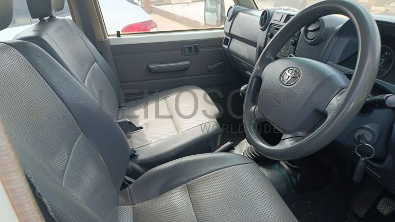 Toyota/LandCruiser - 2014