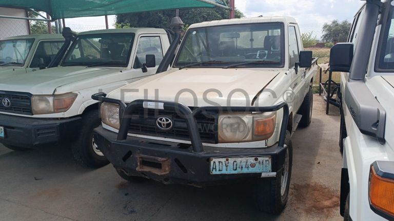 Toyota/LandCruiser - 2013