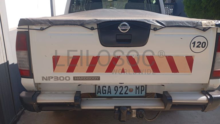 Nissan/Hardbody NPR 300 - 2017