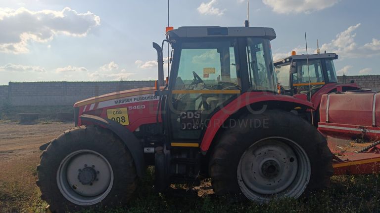 Massey Ferguson 5460 