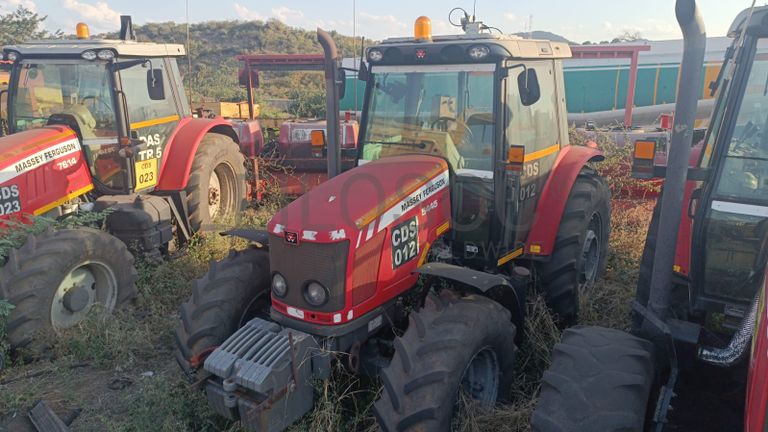  Massey Ferguson 5445