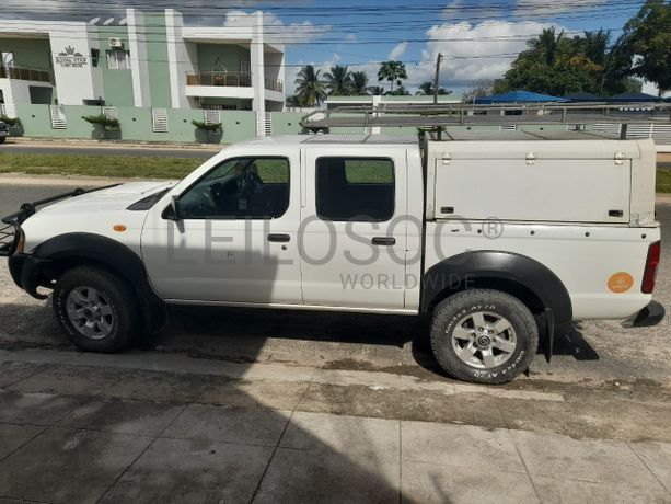 Nissan Hardbody 
