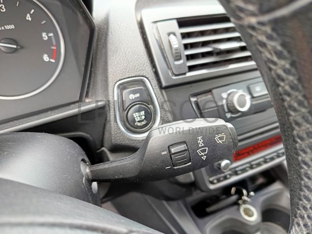BMW 116d · Ano 2012