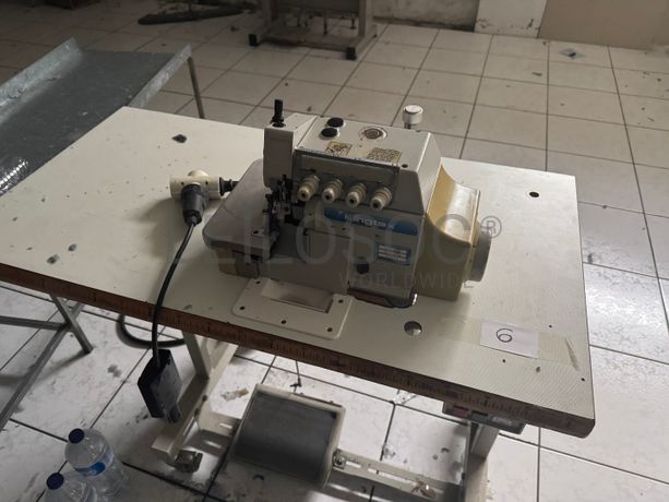 Máquina de Costura 