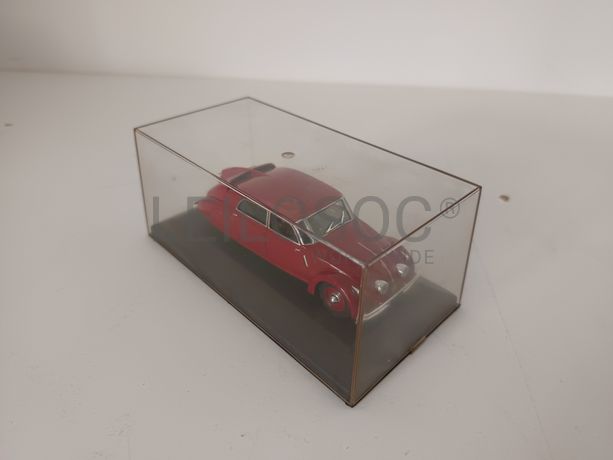 Miniatura Veículo Escala 1:43