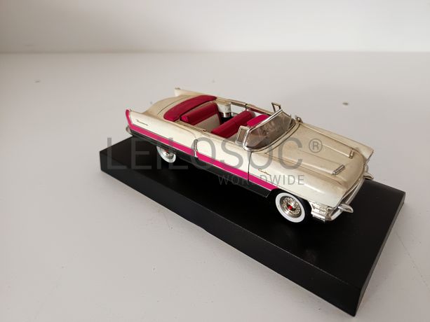 Miniatura Veículo Escala 1:43