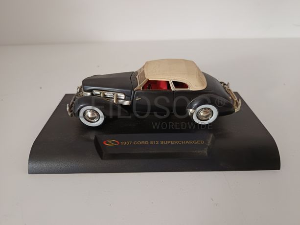 Miniatura Veículo Escala 1:43