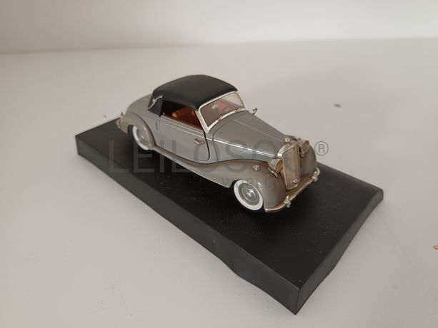 Miniatura Veículo Escala 1:43