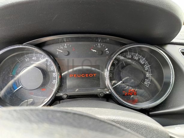 Peugeot 3008 · Ano 2014