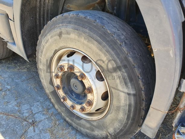 Scania P114CB 8x4 · Ano 2000