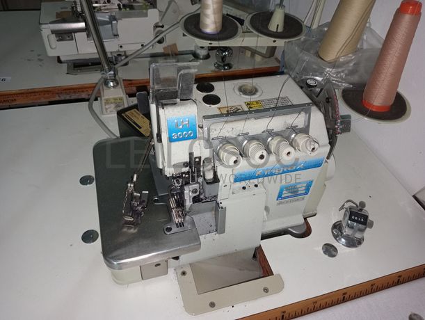 Máquina de Corte e Cose