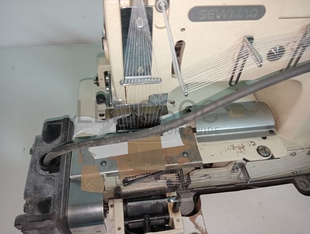 Máquina de 12 agulhas