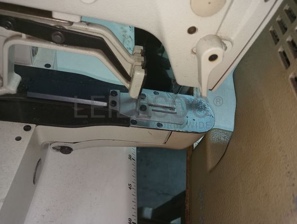 Máquina de Pregar Etiquetas 