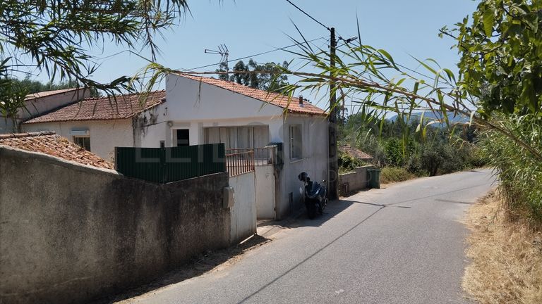 Proporção de 1/2 de Moradia V1 · Lousã